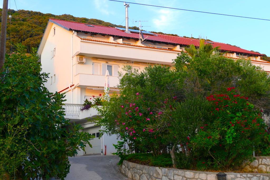 B&B Garni Toni Supetarska Draga Kültér fotó