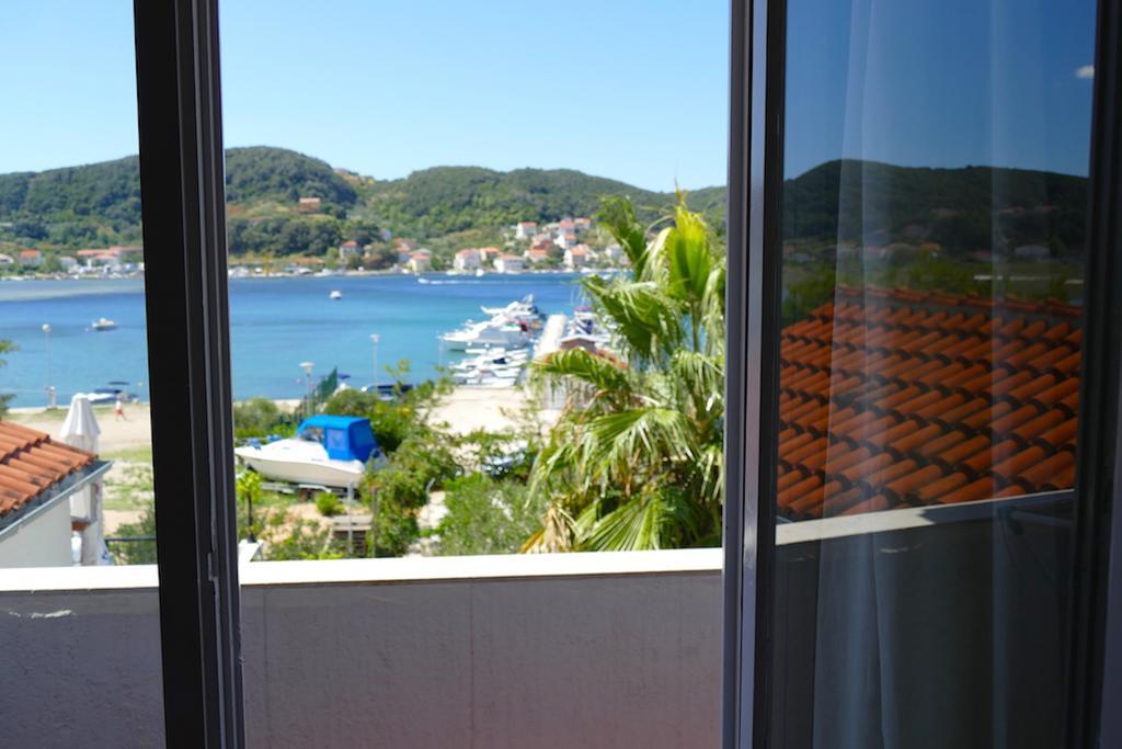 B&B Garni Toni Supetarska Draga Szoba fotó