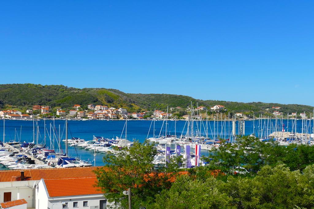 B&B Garni Toni Supetarska Draga Kültér fotó